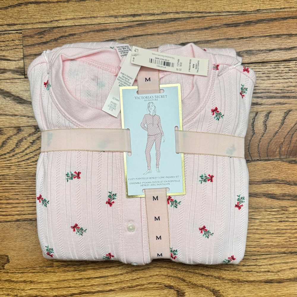 Victoria's Secret Pink Floral Knit Pajama Set